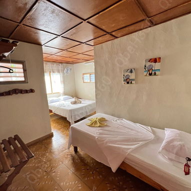 RENTA hostal de 3 habitaciones EN PLAYA CALETÓN  con Qba Hostin 360 - 5/9