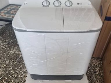 Lavadora semi automática LG - Img main-image