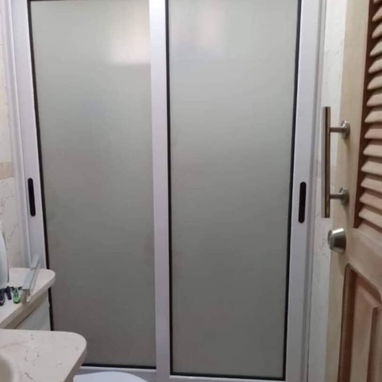 Trabajos de aluminio - 9/10