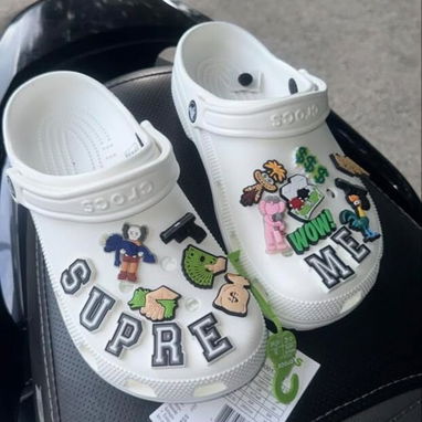 CROCS - Img 125220772