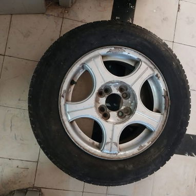 vendo gomas con su llanta - 2/3