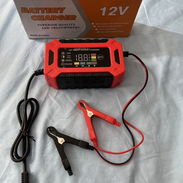 Cargador de batería para autos y motos de 12V y 6 Amp - Img 58245877