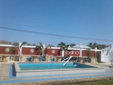 ✨💫Se renta casa con piscina,  de tres habitaciones climatizadas en la playa de Guanabo RESERVAS POR WHATSAPP 52463651✨ - Img main-image