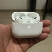 AirPods Pro 2da generación entrada tipo C en su caja 📦 . 💯% Originales  Al Mejor Precio 🎁!!! - Img 51485322