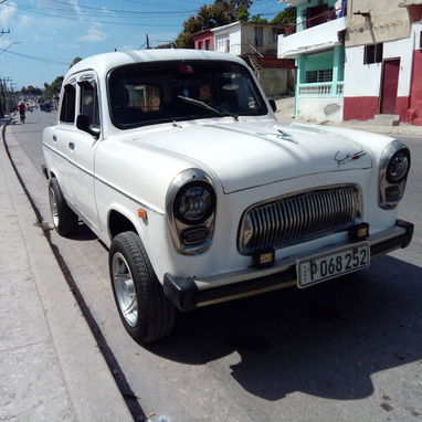 Ford 100E de 1857 - 8/9