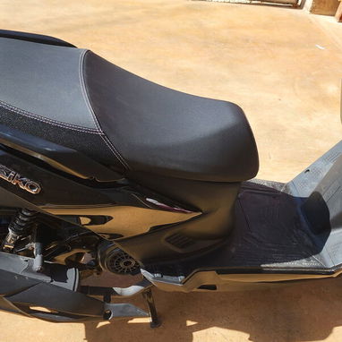 Sé vende esta moto automática de 150 cc interesados al PV - 3/6