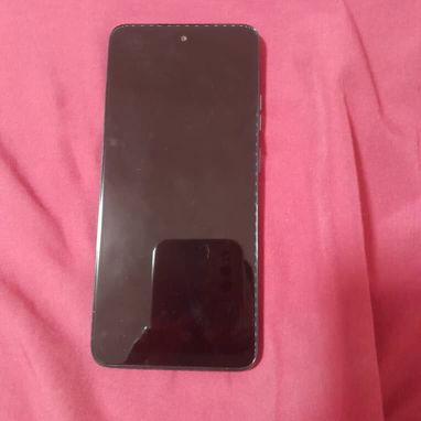 Motorola del 2026 el último que salio  esta nuevo acabado de traer  esta en pantalla de activación y hay que desbloquear - Img 123076736