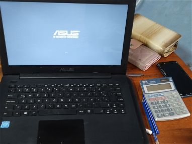 Laptop Asus con solo 3 meses de uso como nueva - Img 64652515