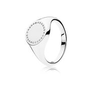 Haz tu anillo único. Grabamos tu diseño favorito con láser para darle un acabado personalizado y especial - Img 58022657