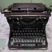 MAQUINA DE ESCRIBIR ANTIGUA UNDERWOOD - Img 48789193