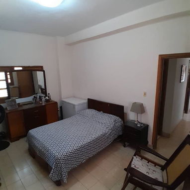 Venta lindo apto Vedado 2/4. Con todo incluído. Interior c garaje - 5/9