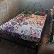 Cama camera con colchón de espuma de 8 pulgadas y almohadas - Img 51256333