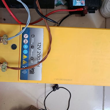 Kit de inversor con baterías - 2/4