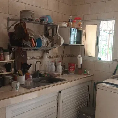 Venta casa placa libre y patio 2 cuartos Playa 25mil 53582376 - Img 118123552
