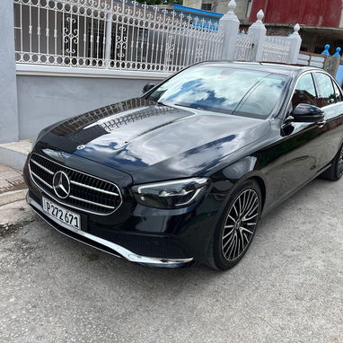 Vendo o negocio, Mercedes-Benz e 200 en Bing 2023, circulación 2022 - Img 111828320