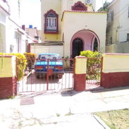 VENTA DE CASA INDEPENDIENTE DE DOS PLANTAS EN REPARTO KOHLY, PLAYA - Img 56808567