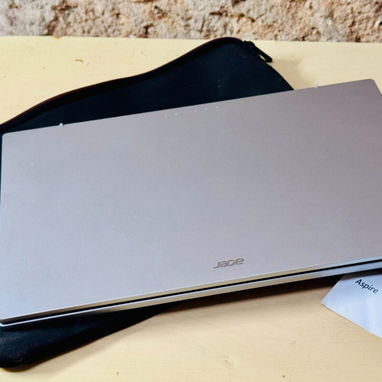 Laptop Acer acabada de llegar de EEUU - 2/3