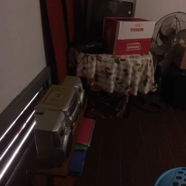 La Casa cuenta con Sala, Cocina Comedor, Baño y dos Cuartos en Barbacoa.... Cerca del Calixto García y de la Universidad - Img 120939844