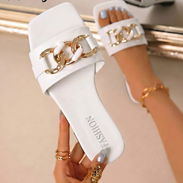 Sandalias casuales de verano / uso diario. Color blanco con detalles en dorado, números 38, 39, 40, 41, 42, 43, 44 - Img 56707302