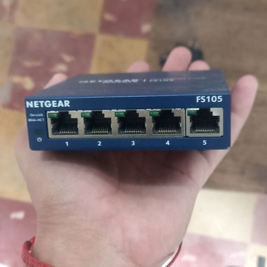 Switch Netgear de 5 puertos base a 100mb - Img 123330902