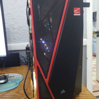 PC de escritorio - 2/3