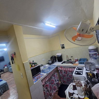 🏡*116_⚠️Gran⚠️Oferta⚠️De un Apto en el Cerro en un 3er piso de los edificios no tan altos,son anchos de pasos cortos,vi - Img 122990036
