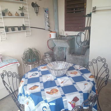 SE VENDE APARTAMENTO EN 5 TO PISO EN ALTAHABANA BOYEROS DE 2 HABITACIONES ZONA DONDE NO SE VA LA CORRIENTE - 4/10