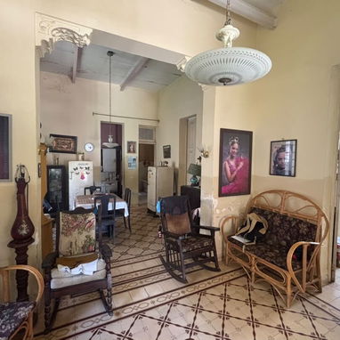 Venta de Casa en Marianao LR034 - 2/10