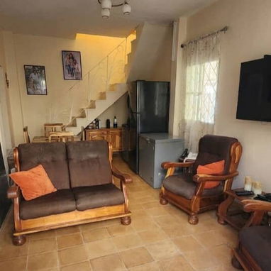 Venta 🚀 *¡CASA INTERIOR DE 2 NIVELES*   *#146📍 La Lisa, Altura de La Lisa (Subiendo por Hospital Frank País) calle 200 - 7/10