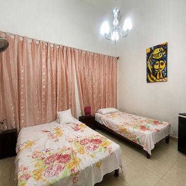 En venta casa en centro habana - 10/10