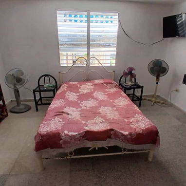 🏠 CASA EN VENTA - biplanta de 5 cuartos en la Víbora | DO-001 - 8/10