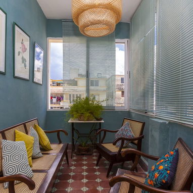 VENTA APARTAMENTO EN EL VEDADO – 2 HABITACIONES / 2 BAÑOS - 3/10