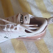 Se vende tenis - Img 56083198