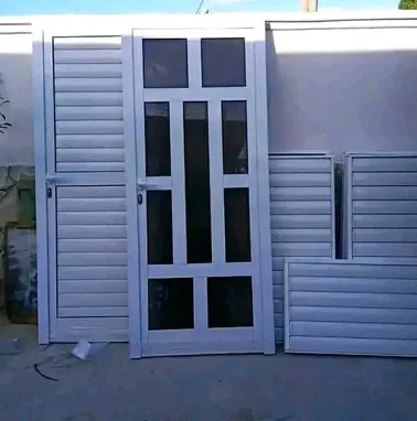 Campinteria de aluminio con cristalería y le asemos las medidas que usted quiera - Img 98446515