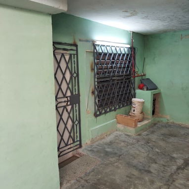 🏡*100_El palacio en SAN MIGUEL EN PAULA [ Siboney ] Se venden 3 casas juntas ‼️‼️‼️ dos abajo,puertas de calle,una al l - Img 122188462