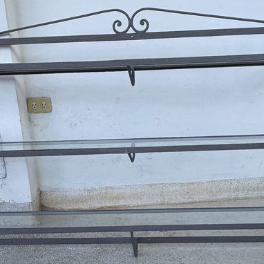 Vendo Repisa de hierro y cristal. Puertas de cedro - 3/5