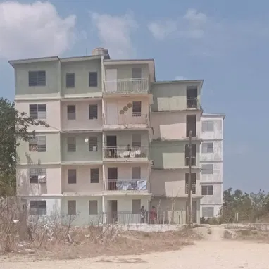 Vendo apartamento en el roble. Guanabacoa - 4/7