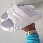 Chancletas Adidas - Img 55436547