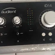 Tarjeta de audio de estudio o Interfaz de Audio Audient iD14 (Original) – Calidad Profesional para Home Studio - Img 56754914