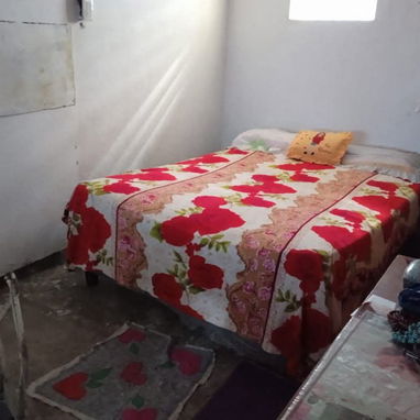 Venta de Casa de Dos Cuartos y Placa Libre en Centro Habana - 3/6