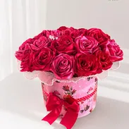 🌹 CAJA FLORAL CON ROSAS ETERNAS EN TONOS FUCSIA Y ROJO 🌹 - Img 57357557