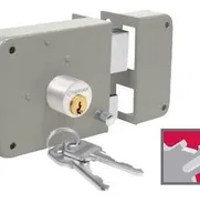 YALE HERMEX PARA PUERTAS METÁLICAS O DE MADERA___ NUEVOS - Img 49400193