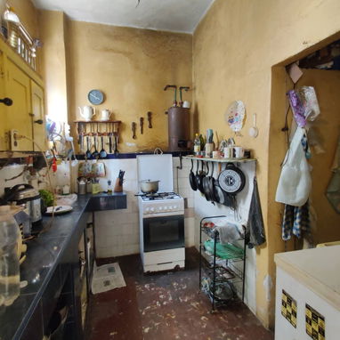 GG-64 - JOYA CAPITALISTA EN BAJOS: IDEAL PARA NEGOCIO O VIVIENDA ( Cercana a ZAPATA E INFANTA) 🏛️💼 - 8/10