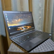 Laptop Dell Latitude 5580 prácticamente nueva - Img 57631843