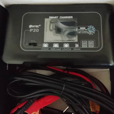 Cargador de 12v(20A) y 24v(10A) - 2/3