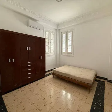 Venta de casa en el Vedado - Img 122292749