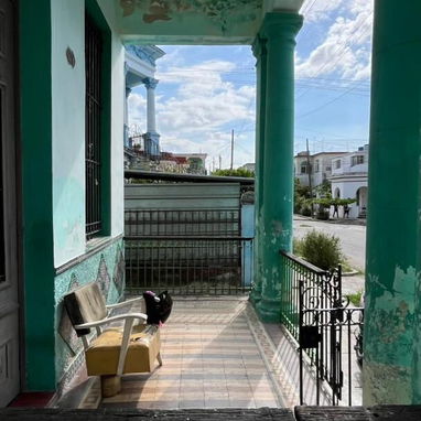 Se vende casa grande en Santo Suárez (10 de octubre - Img 122582829