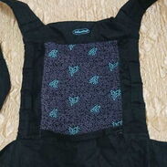 A la venta cargador infantil, para bebé, de color negro - Img 45541884