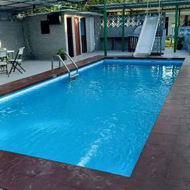 Alquiler de piscina - 7/10