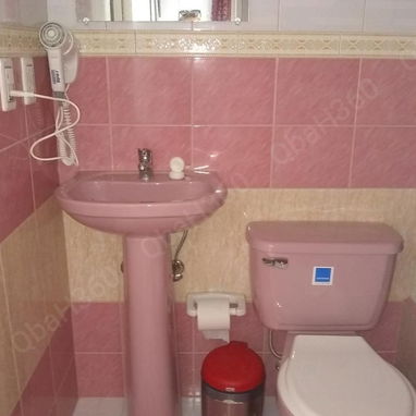 RENTA hostal de 4 habitaciones con Qba Hostin 360 en PLAYA CALETÓN, CIÉNAGA DE ZAPATA. - 8/10